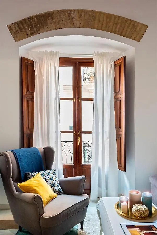 Genteel Home Alhondiga Sevilla