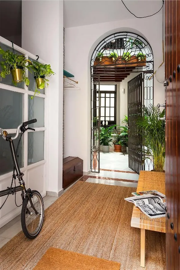 Genteel Home Alhondiga Sevilla 0*, Seville Spain